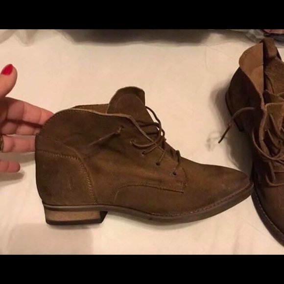 Booties - Picture 4 of 4